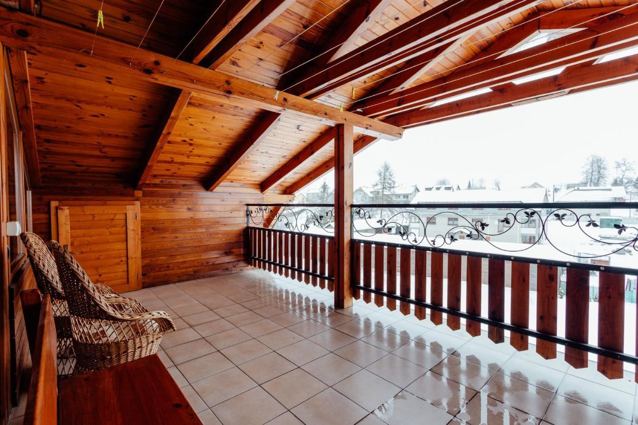 Orava Hotel Вітанова Екстер'єр фото